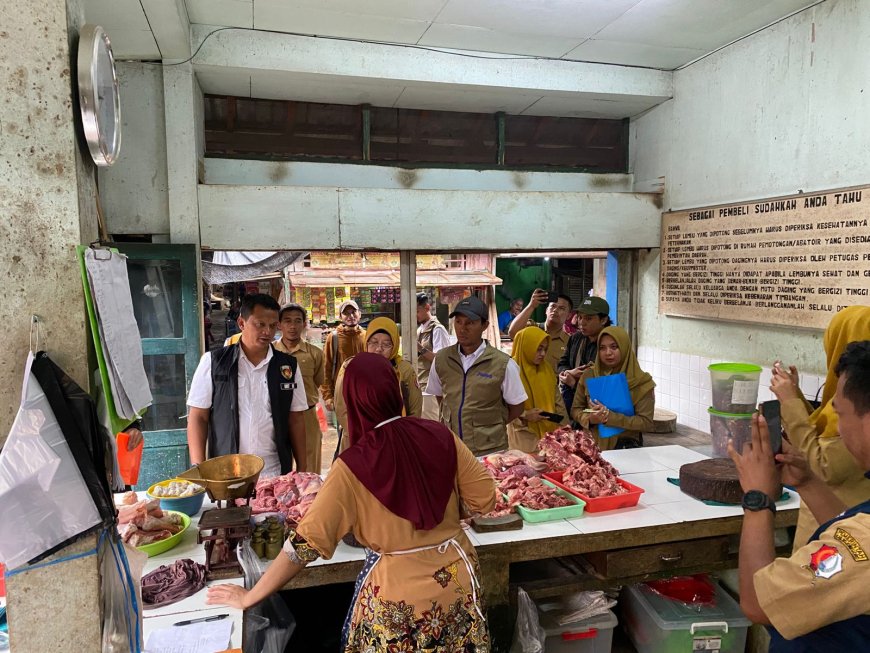 Satgas Saber Polres Bojonegoro Bersama TPID Sidak Harga Sembako Jelang Ramadhan
