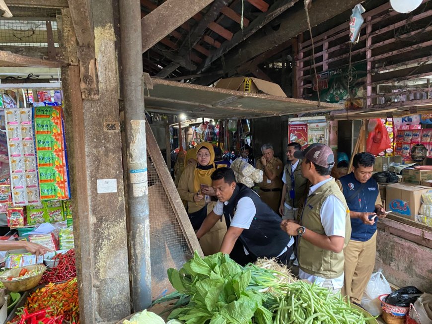 Satgas Saber Polres Bojonegoro Bersama TPID Jamin Stabilitas Harga Sembako