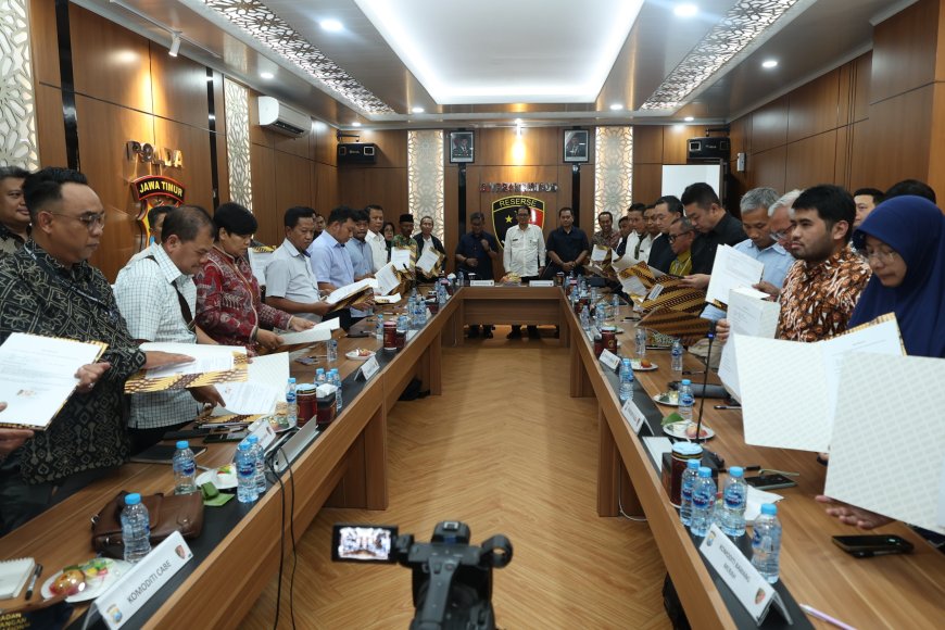 Satgas Saber Polda Jatim Teken Kesepakatan Jelang Ramadan