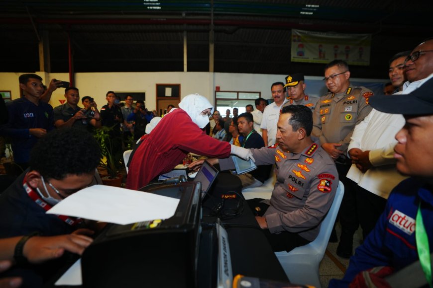 Momen Humanis Kapolri di HUT ke-53 KSPSI