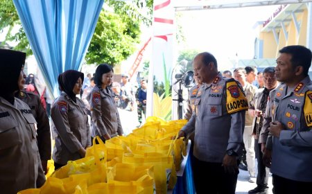 Polisi Gelar Bazar Pangan Murah Jelang Lebaran