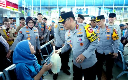 Wakapolri Pantau Penyeberangan Merak-Bakauheni Saat Mudik
