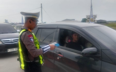Polda Jatim Terapkan Mobile Reader di Gerbang Tol Situbondo Barat