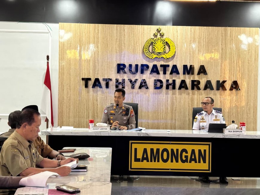 Polres Lamongan Antisipasi Kerawanan di Perlintasan Kereta Api Sebidang