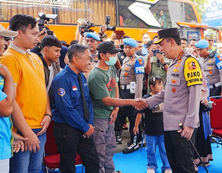 Rombongan Bus Mudik Gratis Diberangkatkan, Kapolri Pastikan Sopir Siap Jalan