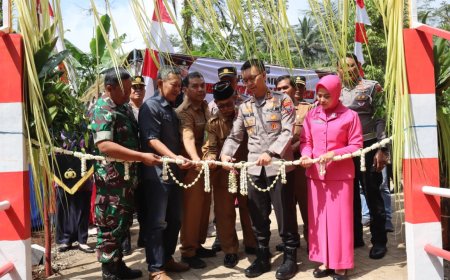 Polres Trenggalek Bangun Jembatan Merah Putih Presisi Penggerak Ekonomi Desa