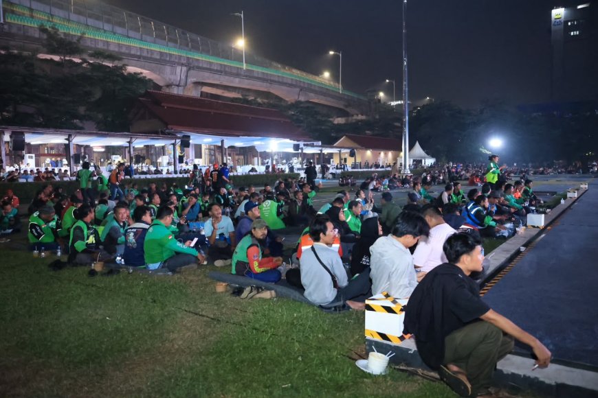 Wakapolri Dorong Semangat Persaudaraan Melalui Kegiatan Nobar